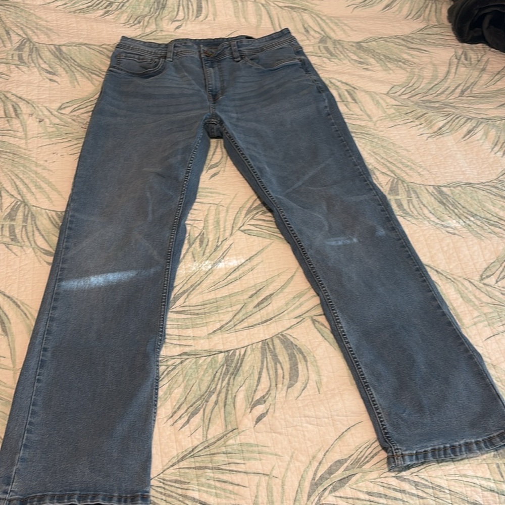 Stylish Bootcut Denim Jeans for Men